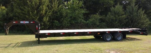 83x26 Gooseneck Equipment Trailer (14,000 lb GVWR)